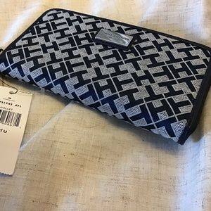 Tommy Hilfiger Wallet